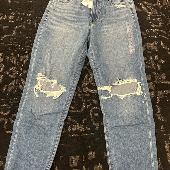 American Eagle Outfitters Denim - American Eagle Outfitters Light Blue Boyfriend Jeans